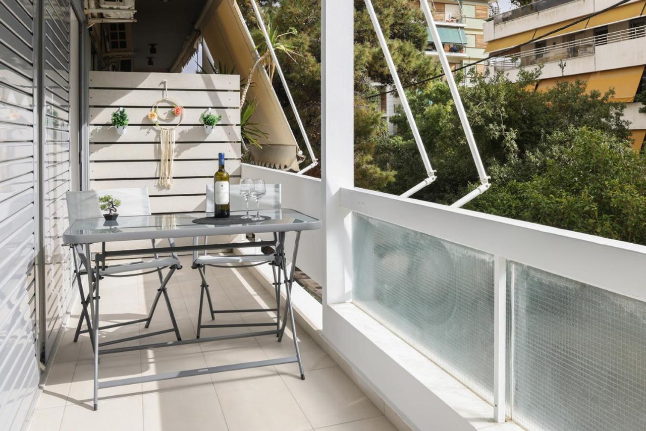 Comfort & Relax Apartment In Athens Riviera エクステリア 写真